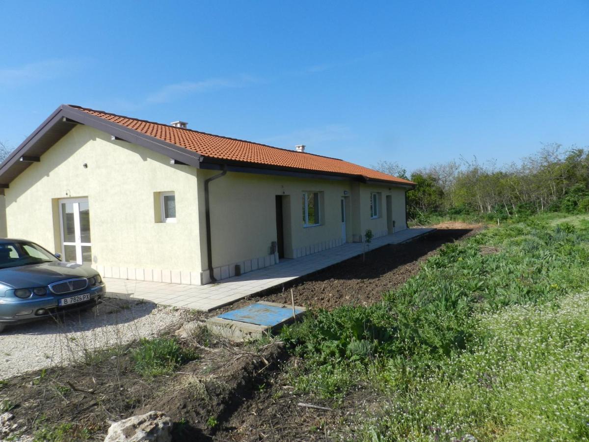Villa Campo Ezerets 外观 照片